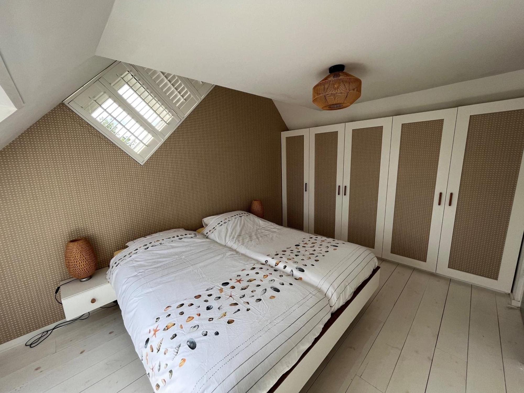 Cosy Vacation Home With Large Fenced Garden ブライニッセ エクステリア 写真